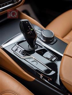 بی ئێم دەبڵیو سیریەس 5